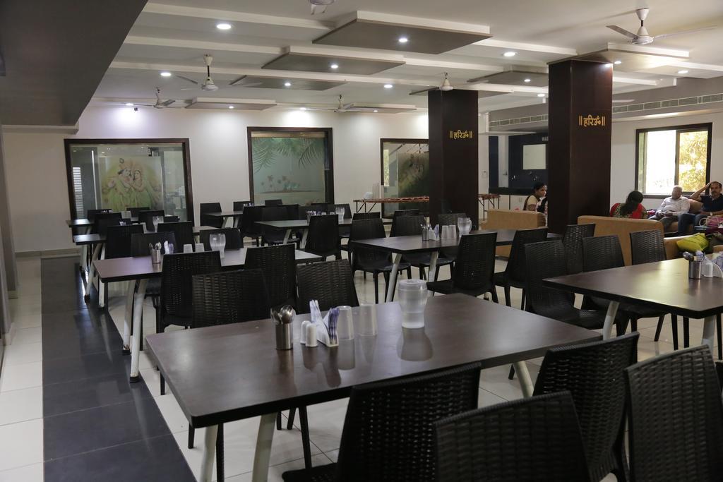 Hotel Rudra Plaza Dwarka  Luaran gambar